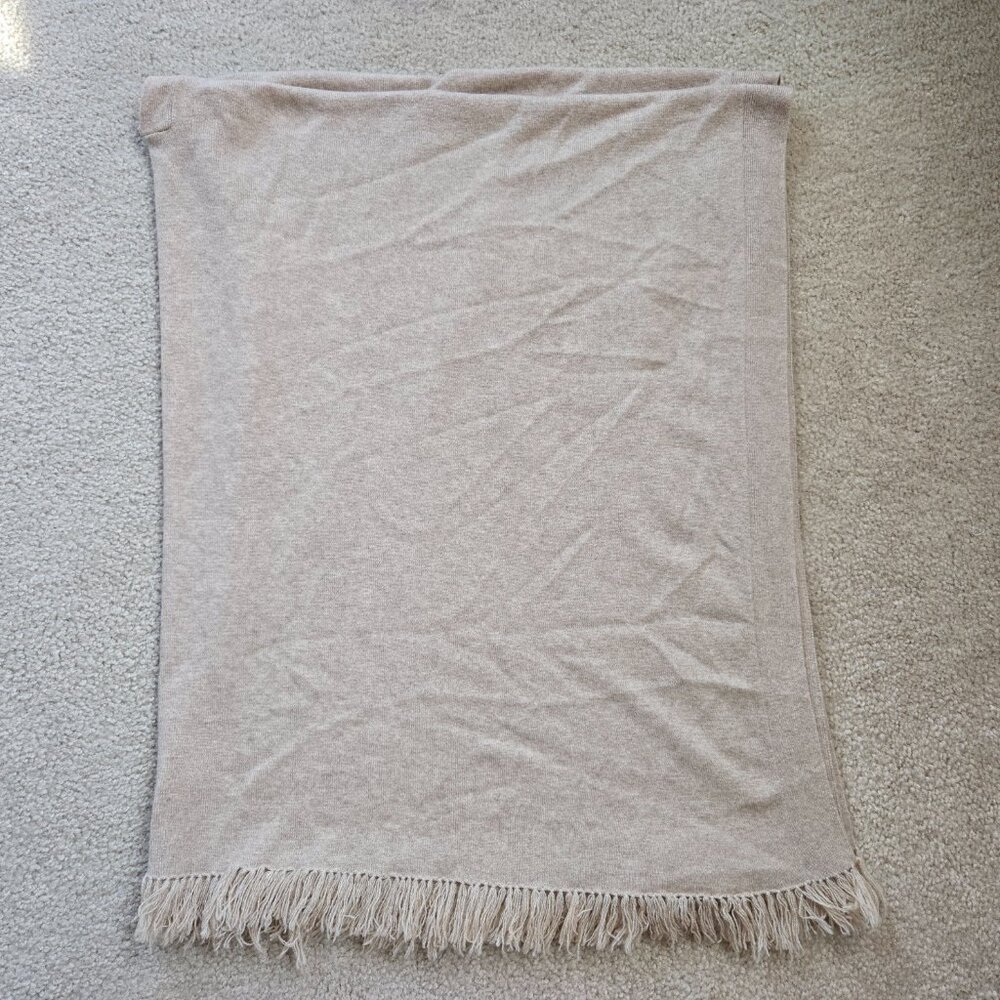NWOT Evelyn & Arthur Fringed Cashmere Wrap - Picture 7 of 7